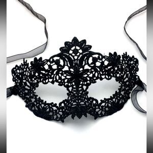 Elegant Black Lace Masquerade